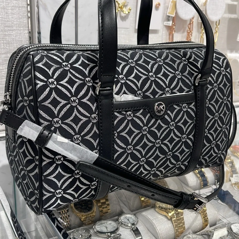 MICHAEL KORS JST TRAVEL MEDIUM DUFFLE SATCHEL SHOULDER CROSSBODY BAG MK BLACK
